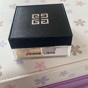 Givenchy Prisme Libre Loose Powder